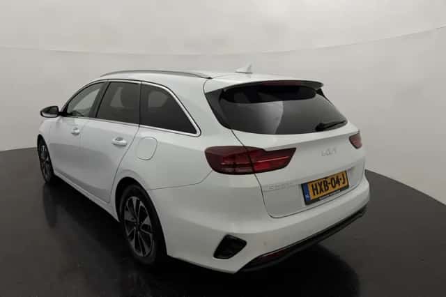 Kia Ceed Sportswagon (2025) thumbnail 3