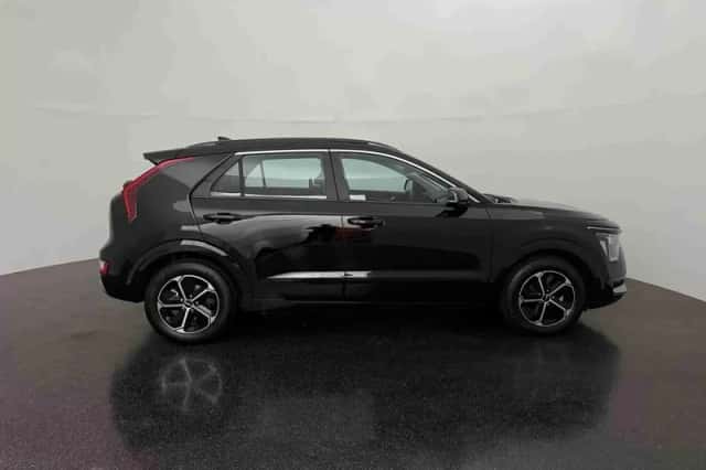 Kia Niro (2025) thumbnail 5
