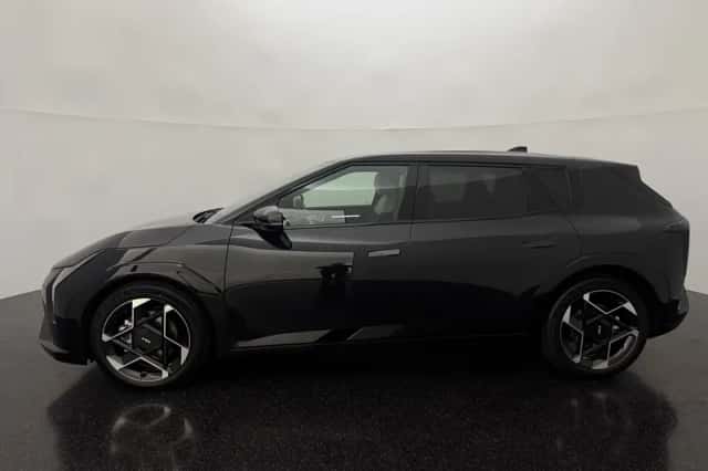 Kia EV4 (2026) thumbnail 2