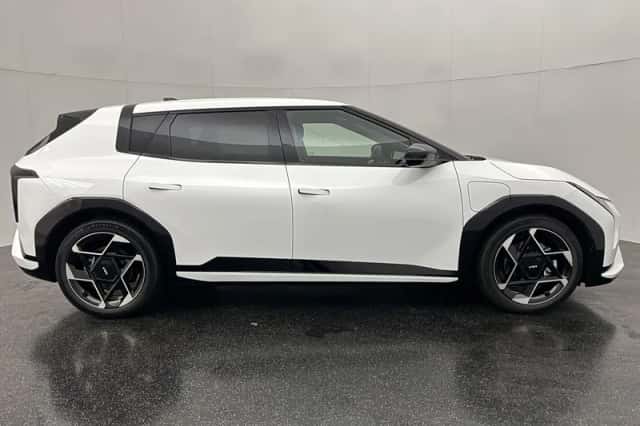 Kia EV4 (2026) thumbnail 4