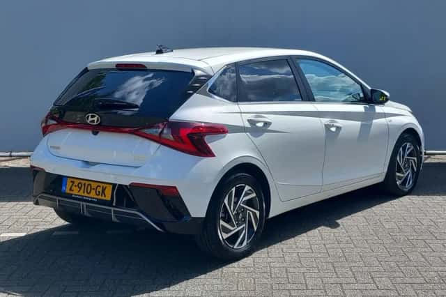 Hyundai i20 (2024) thumbnail 5
