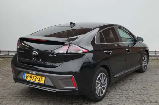 Hyundai Ioniq (2020) thumbnail 5