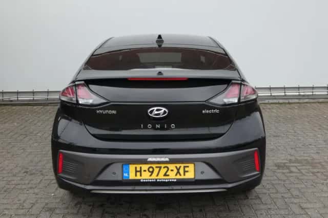Hyundai Ioniq (2020) thumbnail 6
