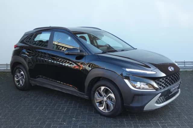 Hyundai Kona (2022) thumbnail 3