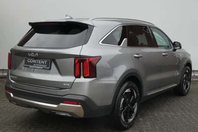 Kia Sorento (2024) thumbnail 5