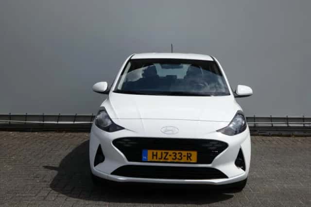 Hyundai i10 (2025) thumbnail 2