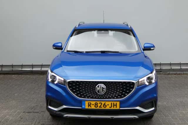 MG ZS EV (2022) thumbnail 2