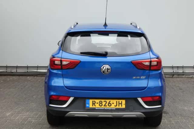 MG ZS EV (2022) thumbnail 6