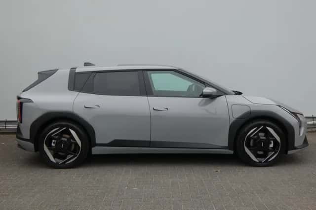 Kia EV4 (2026) thumbnail 4
