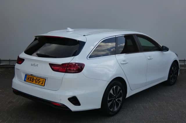 Kia Ceed Sportswagon (2025) thumbnail 5