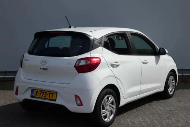 Hyundai i10 (2024) thumbnail 5