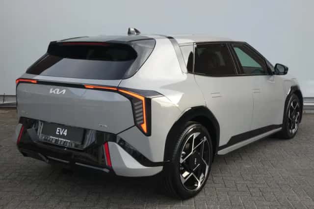 Kia EV4 (2026) thumbnail 5
