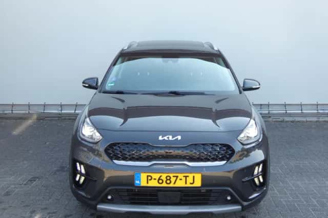 Kia Niro (2022) thumbnail 2