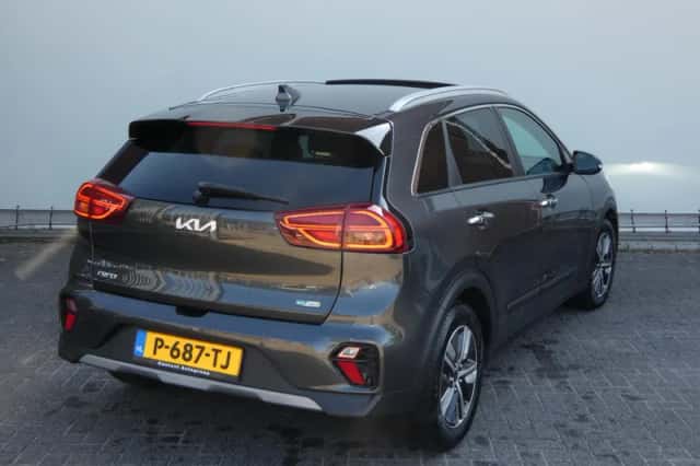 Kia Niro (2022) thumbnail 5