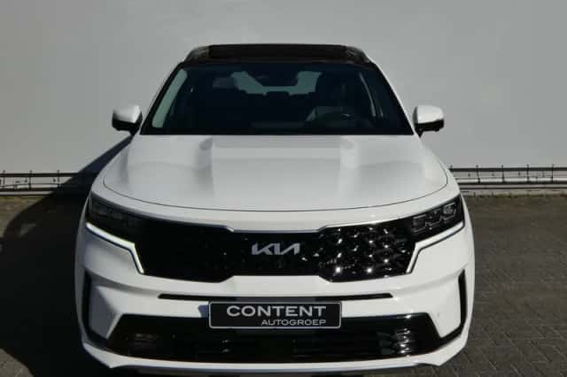 Kia Sorento (2022) thumbnail 2