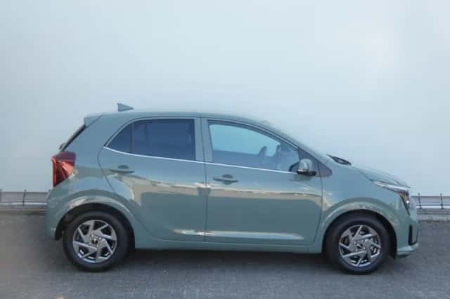 Kia Picanto (2025) thumbnail 4