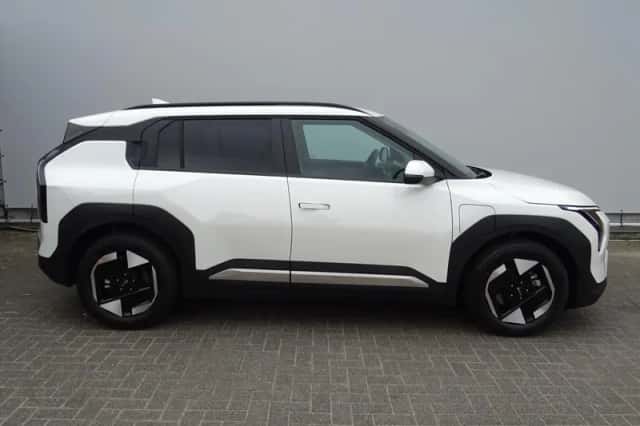 Kia EV3 (2026) thumbnail 4