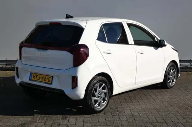 Kia Picanto (2025) thumbnail 5