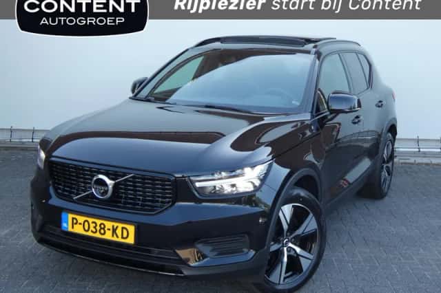 Volvo XC40 (2022) thumbnail 1