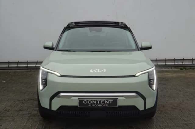 Kia EV3 (2026) thumbnail 2