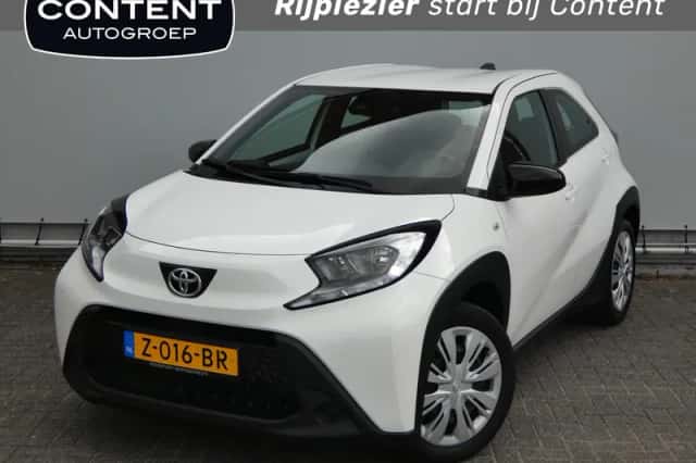 Toyota Aygo (2024) thumbnail 1