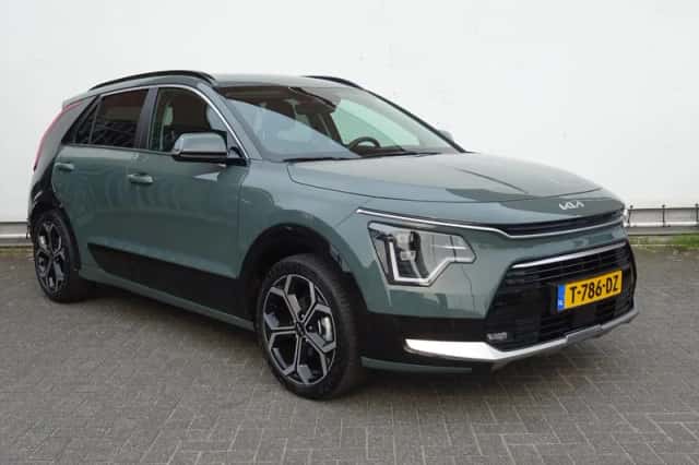 Kia Niro (2023) thumbnail 3