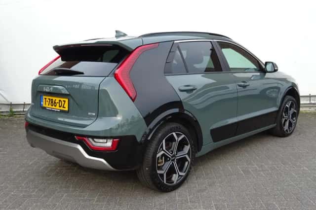 Kia Niro (2023) thumbnail 5