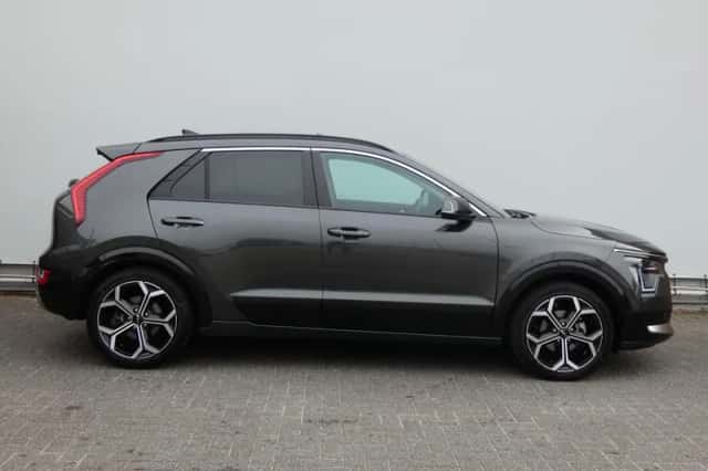 Kia Niro (2025) thumbnail 4