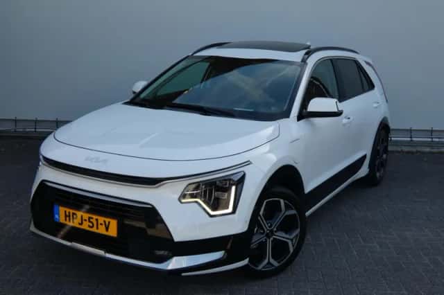 Kia Niro (2025) thumbnail 1