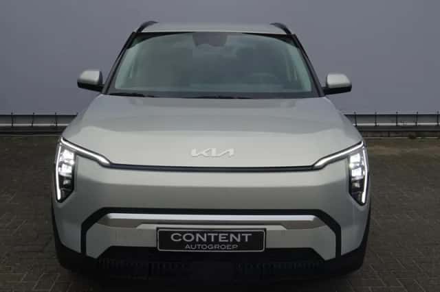 Kia EV3 (2026) thumbnail 2