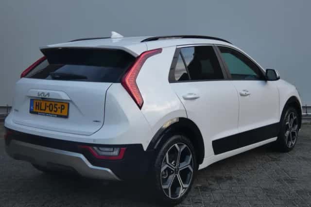 Kia Niro (2025) thumbnail 5