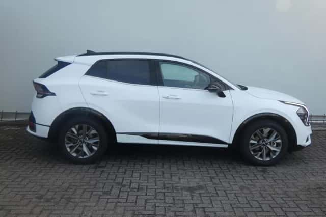 Kia Sportage (2024) thumbnail 4