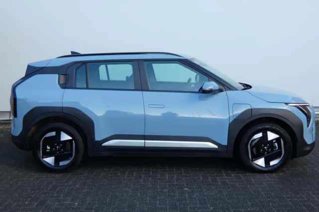 Kia EV3 (2025) thumbnail 4