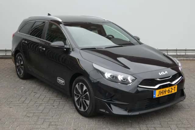 Kia Ceed Sportswagon (2025) thumbnail 2