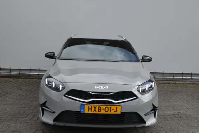 Kia Ceed Sportswagon (2025) thumbnail 2