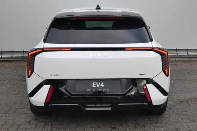 Kia EV4 (2026) thumbnail 5