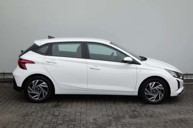 Hyundai i20 (2025) thumbnail 4