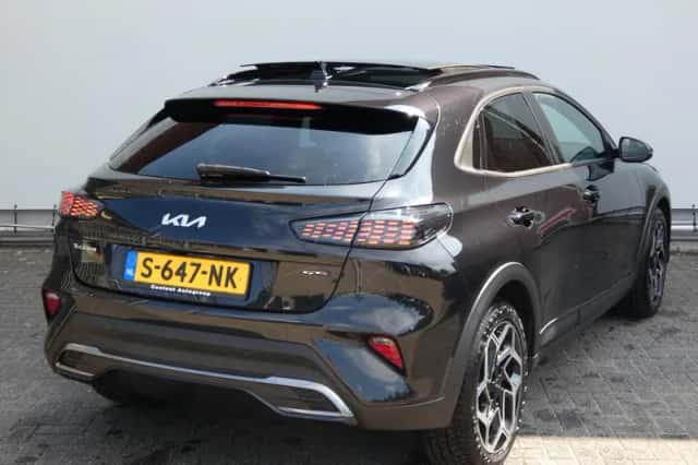 Kia XCeed (2023) thumbnail 5