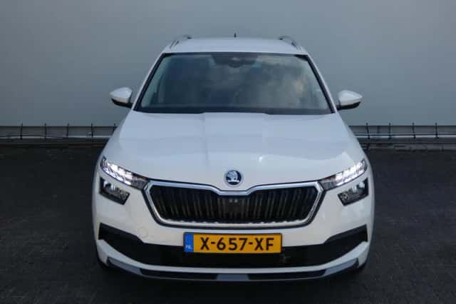 Škoda Kamiq (2023) thumbnail 2