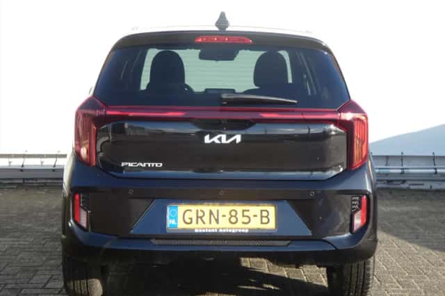 Kia Picanto (2024) thumbnail 6