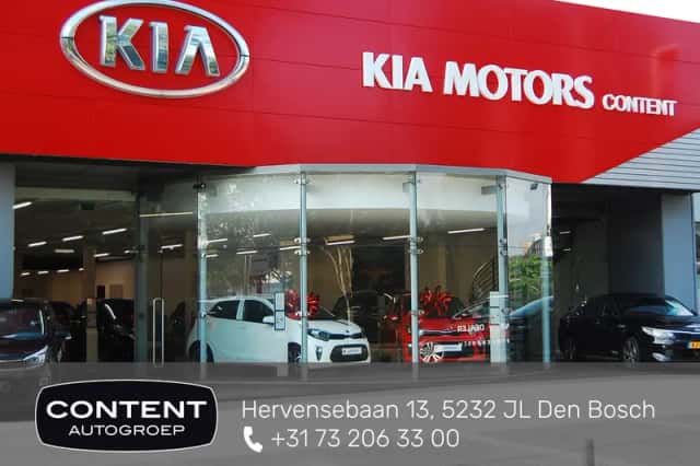 Kia Ceed (2025) thumbnail 2