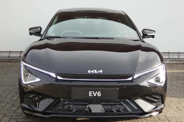 Kia EV6 (2026) thumbnail 2