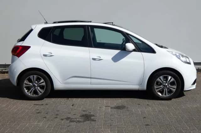 Kia Venga (2018) thumbnail 4