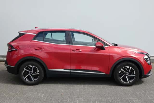 Kia Sportage (2023) thumbnail 4