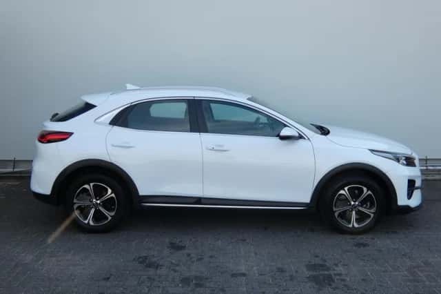 Kia XCeed (2021) thumbnail 4