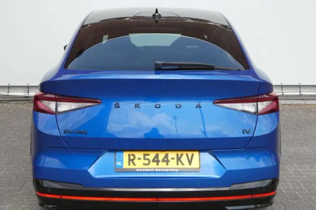 Škoda Enyaq (2022) thumbnail 3