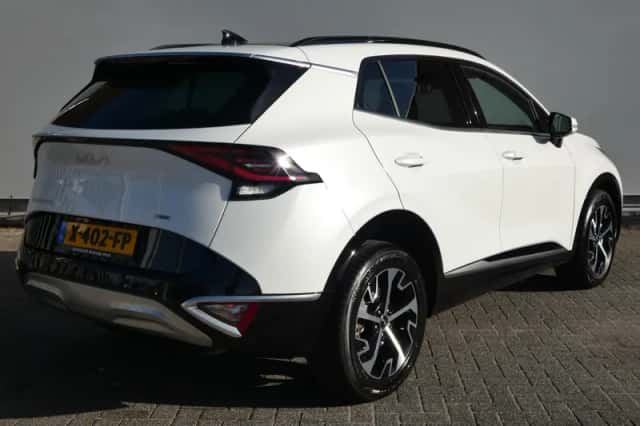 Kia Sportage (2023) thumbnail 5