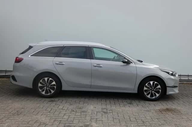 Kia Ceed Sportswagon (2025) thumbnail 4