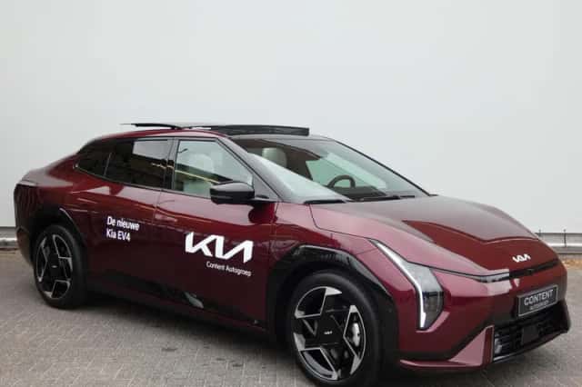 Kia EV4 (2026) thumbnail 3
