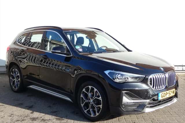 BMW X1 (2021) thumbnail 3